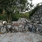 Gæstehus Brotnice 3*