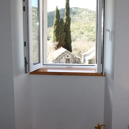 בית הארחה Brotnice קאבטאט